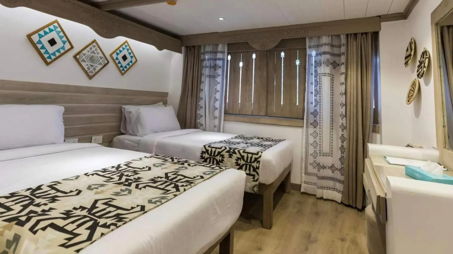 Nile Cruises Luxor & Aswan 3 &4&7 Nights Hotel Botel